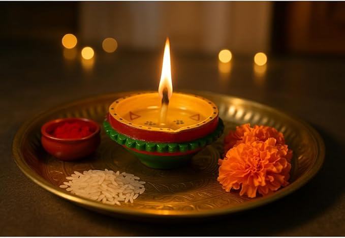 Single Clay Diya for Diwali Festival – Handmade Golden Painted Earthen Oil Lamp
