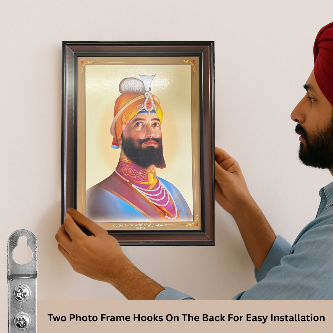 Guru Gobind Singh Ji Portrait Wall Hanging – 80cm x 60cm Large Religious Frame with Hooks