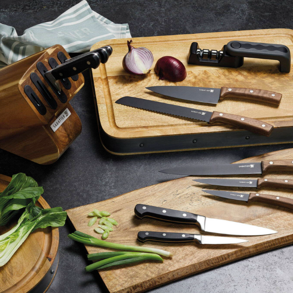 Professional Knives and Boards