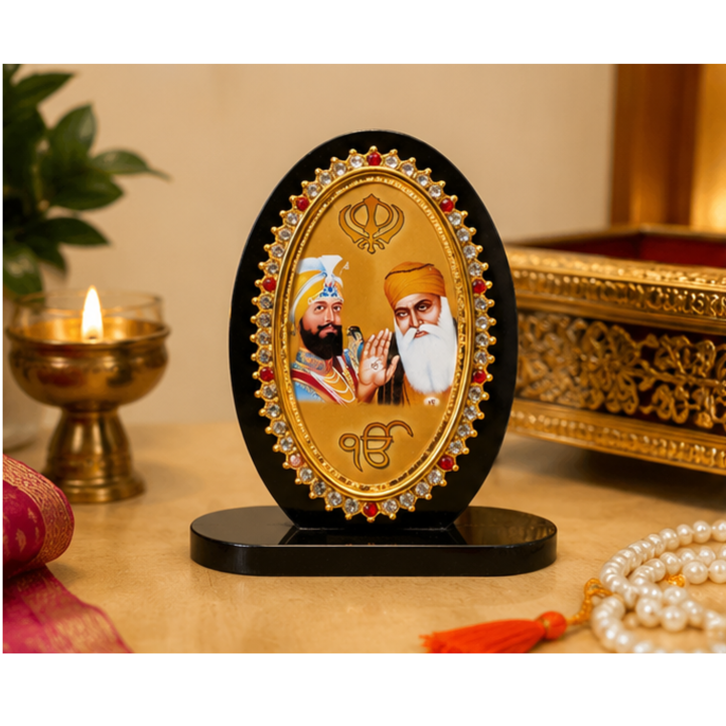 Sikh Religious Dashboard Idols Decorative Oval Photo Frame Ornament for Car Dashboard Guru Nanak Ji Khanda Sahib Guru Gobind Singh Ji 9cm