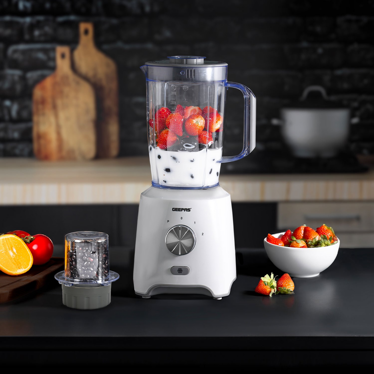 Geepas 2-in-1 White Smoothie Blender and Coffee Grinder